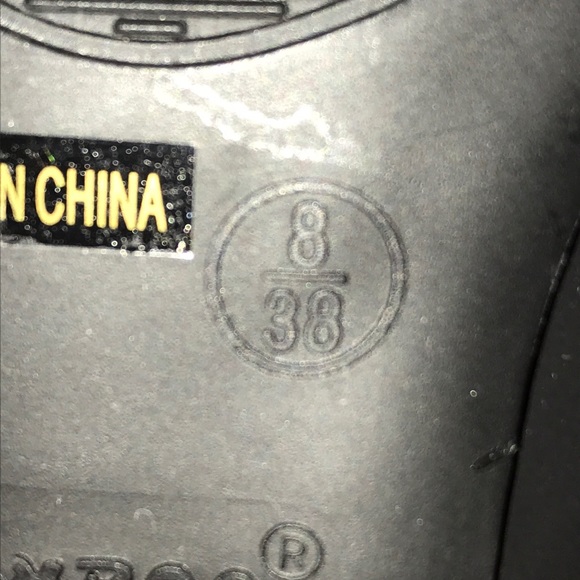 Heels👠 - Picture 3 of 3